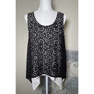 New York and Company Black Laser Cut Over White Tank Asymmetrical M Medium Woman
